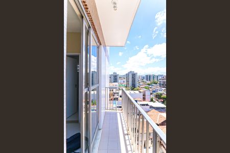 Apartamento à venda com 83m², 2 quartos e 2 vagas Apartamento à venda com 83m², 2 quartos e 2 vagasVaranda Quarto - Suíte