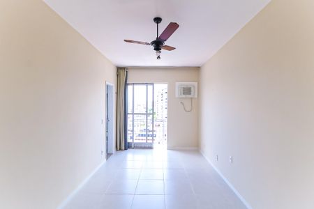 Apartamento à venda com 83m², 2 quartos e 2 vagas Apartamento à venda com 83m², 2 quartos e 2 vagasQuarto - Suíte