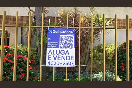 Apartamento à venda com 83m², 2 quartos e 2 vagas Apartamento à venda com 83m², 2 quartos e 2 vagasFachada do Prédio com placa