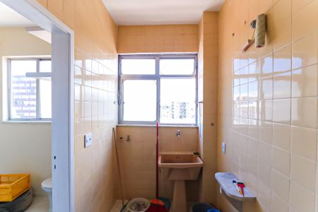 Apartamento à venda com 83m², 2 quartos e 2 vagas Apartamento à venda com 83m², 2 quartos e 2 vagasÁrea de Serviço