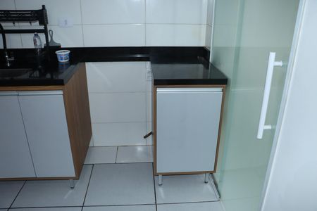 Apartamento para alugar com 2 quartos, 52m² em Jardim Vista Alegre, Embu das Artes