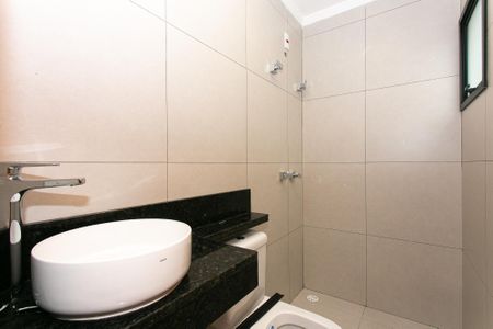 Casa à venda com 131m², 3 quartos e 4 vagas Casa à venda com 131m², 3 quartos e 4 vagasBanheiro da Suíte 2