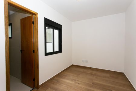 Casa à venda com 131m², 3 quartos e 4 vagas Casa à venda com 131m², 3 quartos e 4 vagasSuíte 2