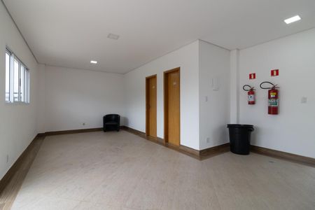 Apartamento para alugar com 30m², 1 quarto e sem vaga Apartamento para alugar com 30m², 1 quarto e sem vagaÁrea comum - Salão de festas