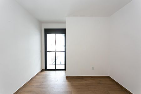 Casa à venda com 92m², 3 quartos e 2 vagas Casa à venda com 92m², 3 quartos e 2 vagasSuíte