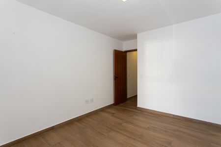 Casa à venda com 92m², 3 quartos e 2 vagas Casa à venda com 92m², 3 quartos e 2 vagasSuíte