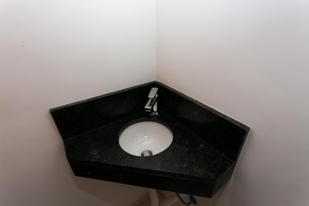 Casa à venda com 92m², 3 quartos e 2 vagas Casa à venda com 92m², 3 quartos e 2 vagasLavabo