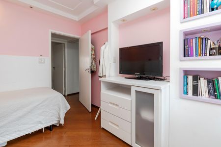 Apartamento à venda com 100m², 3 quartos e 1 vagaQuarto