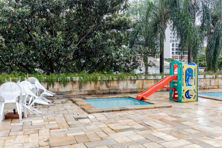 Apartamento à venda com 100m², 3 quartos e 1 vagaPiscina