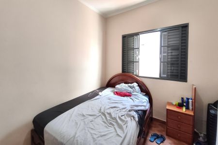 Casa à venda com 116m², 4 quartos e 2 vagas Casa à venda com 116m², 4 quartos e 2 vagasQuarto 2