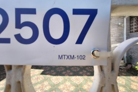 Casa à venda com 116m², 4 quartos e 2 vagas Casa à venda com 116m², 4 quartos e 2 vagasPLACA INSTALADA NA FACHADA