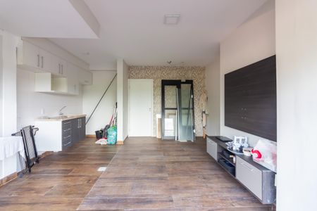 Sala  de apartamento à venda com 2 quartos, 65m² em Continental, Osasco