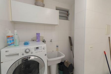 Apartamento para alugar com 74m², 2 quartos e 1 vagaÁrea de Serviço