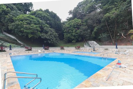 Apartamento para alugar com 74m², 2 quartos e 1 vagaÁrea comum - Piscina