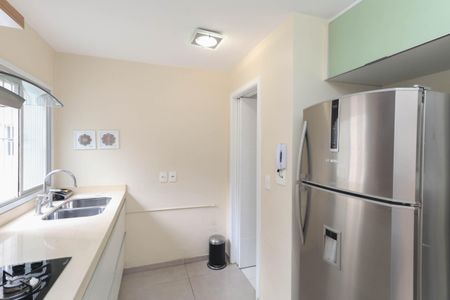 Apartamento para alugar com 74m², 2 quartos e 1 vagaCozinha