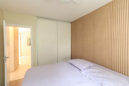 Apartamento para alugar com 74m², 2 quartos e 1 vagaQuarto 1