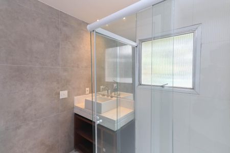 Apartamento para alugar com 74m², 2 quartos e 1 vagaBanheiro