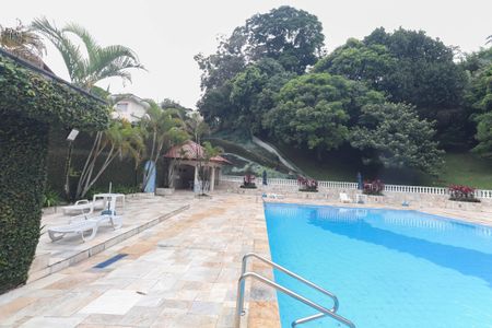 Apartamento para alugar com 74m², 2 quartos e 1 vagaÁrea comum - Piscina