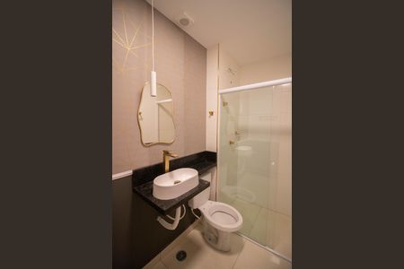 Apartamento à venda com 53m², 2 quartos e 2 vagas Apartamento à venda com 53m², 2 quartos e 2 vagasBanheiro social