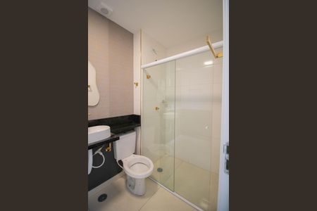 Apartamento à venda com 53m², 2 quartos e 2 vagas Apartamento à venda com 53m², 2 quartos e 2 vagasBanheiro social