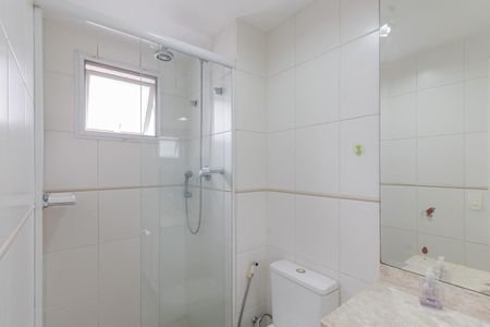 Apartamento para alugar com 97m², 2 quartos e 2 vagas Apartamento para alugar com 97m², 2 quartos e 2 vagasBanheiro da Suíte