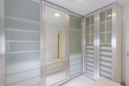 Apartamento para alugar com 97m², 2 quartos e 2 vagas Apartamento para alugar com 97m², 2 quartos e 2 vagasQuarto 1