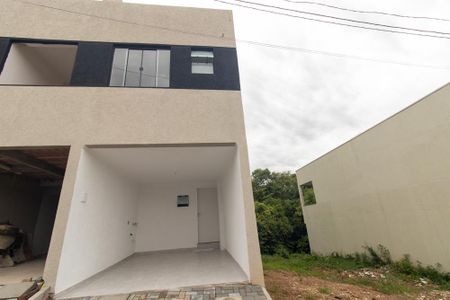 Casa para alugar com 150m², 3 quartos e 1 vagaFachada