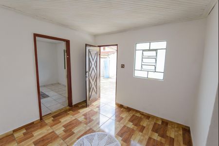 Sala de casa para alugar com 1 quarto, 35m² em Parque Santo Antonio, Taubaté