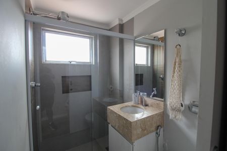 Apartamento para alugar com 67m², 2 quartos e 1 vaga Apartamento para alugar com 67m², 2 quartos e 1 vagaBanheiro