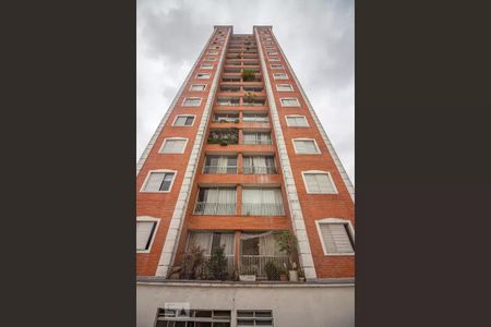 Apartamento para alugar com 67m², 2 quartos e 1 vaga Apartamento para alugar com 67m², 2 quartos e 1 vagaFachada