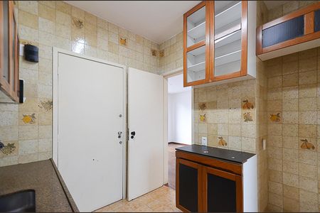 Apartamento para alugar com 71m², 3 quartos e 2 vagas Apartamento para alugar com 71m², 3 quartos e 2 vagasCozinha