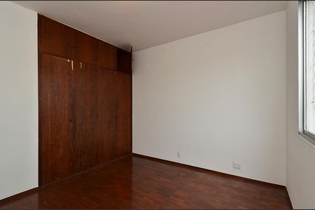 Apartamento para alugar com 71m², 3 quartos e 2 vagas Apartamento para alugar com 71m², 3 quartos e 2 vagasQuarto 2