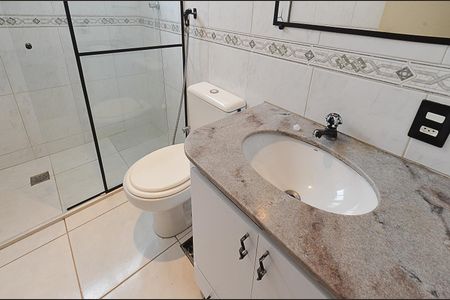 Apartamento para alugar com 71m², 3 quartos e 2 vagas Apartamento para alugar com 71m², 3 quartos e 2 vagasBanheiro