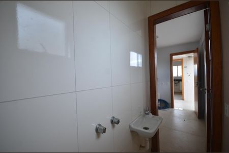 Apartamento para alugar com 236m², 3 quartos e 2 vagasBanheiro de serviço