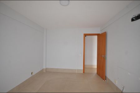 Apartamento para alugar com 236m², 3 quartos e 2 vagasQuarto 3