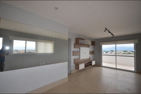 Sala de apartamento para alugar com 3 quartos, 236m² em Vila Valqueire, Rio de Janeiro