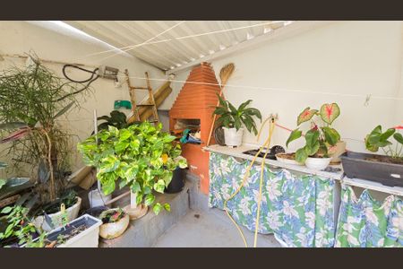 Casa à venda com 353m², 4 quartos e 4 vagas Casa à venda com 353m², 4 quartos e 4 vagasÁrea comum