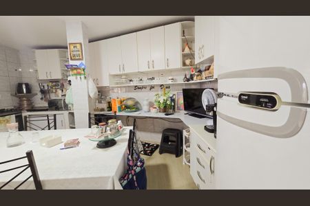 Casa à venda com 353m², 4 quartos e 4 vagas Casa à venda com 353m², 4 quartos e 4 vagasCopa