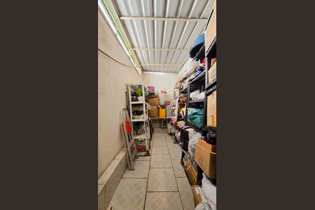 Casa à venda com 353m², 4 quartos e 4 vagas Casa à venda com 353m², 4 quartos e 4 vagasQuarto de Serviço