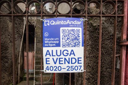 Casa à venda com 253m², 3 quartos e 4 vagasPlaquinha