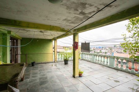 Casa à venda com 253m², 3 quartos e 4 vagasVaranda 2