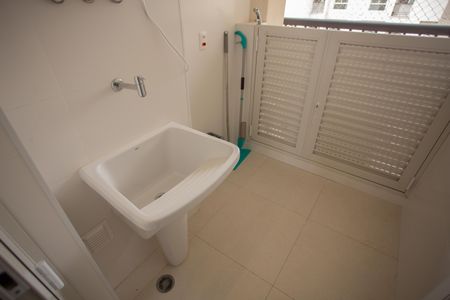 Apartamento para alugar com 80m², 2 quartos e 1 vagaÁREA DE SERVIÇO