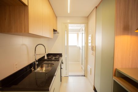 Apartamento para alugar com 80m², 2 quartos e 1 vagaCOZINHA