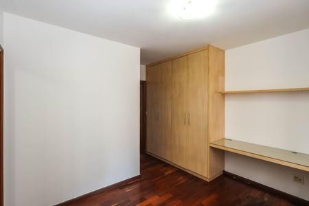 Apartamento à venda com 163m², 3 quartos e 3 vagas Apartamento à venda com 163m², 3 quartos e 3 vagasQuarto 3 - Suíte