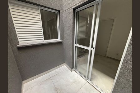 Apartamento para alugar com 37m², 2 quartos e sem vaga Apartamento para alugar com 37m², 2 quartos e sem vagaQuintal