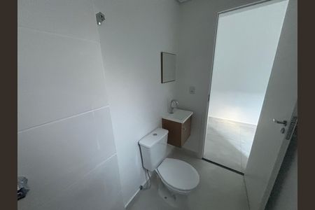 Apartamento para alugar com 37m², 2 quartos e sem vaga Apartamento para alugar com 37m², 2 quartos e sem vagaBanheiro