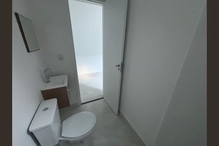 Apartamento para alugar com 37m², 2 quartos e sem vaga Apartamento para alugar com 37m², 2 quartos e sem vagaBanheiro