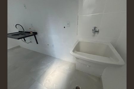 Apartamento para alugar com 37m², 2 quartos e sem vaga Apartamento para alugar com 37m², 2 quartos e sem vagaÁrea de serviço