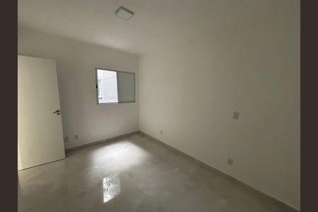 Quarto 1 de apartamento para alugar com 1 quarto, 33m² em Cidade Antônio Estêvão de Carvalho, São Paulo