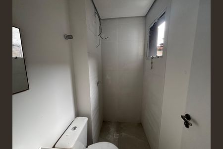 Banheiro social de apartamento para alugar com 1 quarto, 33m² em Cidade Antônio Estêvão de Carvalho, São Paulo